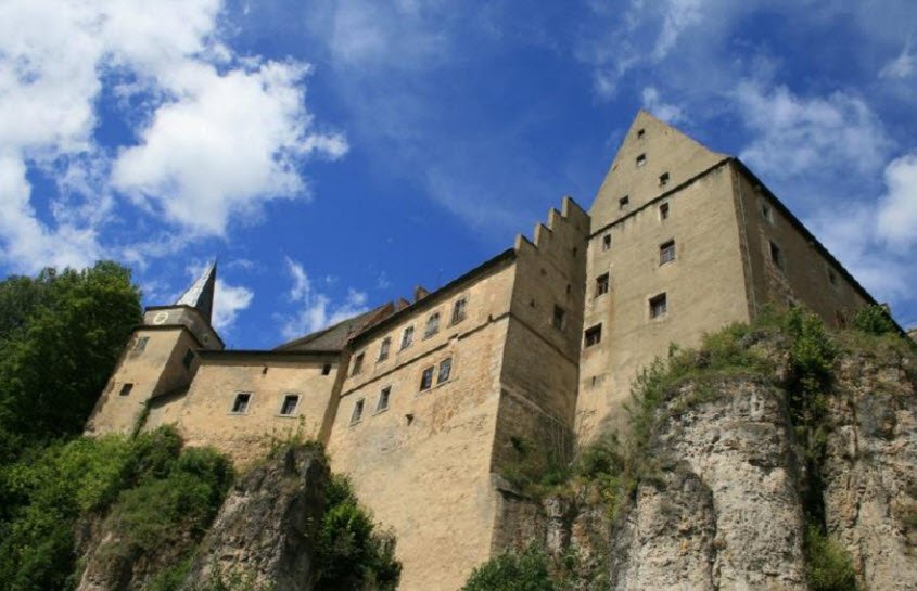 Ruine der Burg Neidenstein, Hollfeld, Germany, Germany